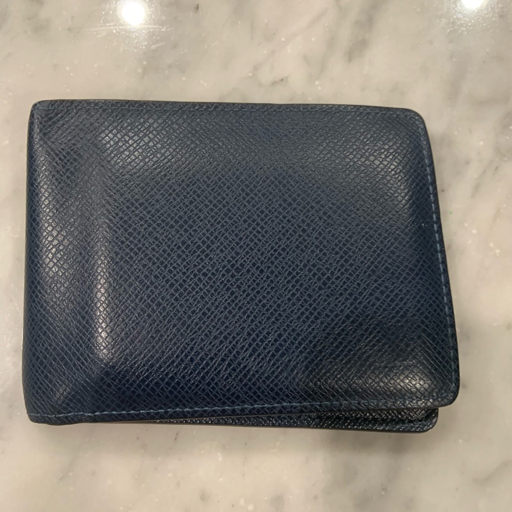 Louis Vuitton Multiple Wallet in Good Condition